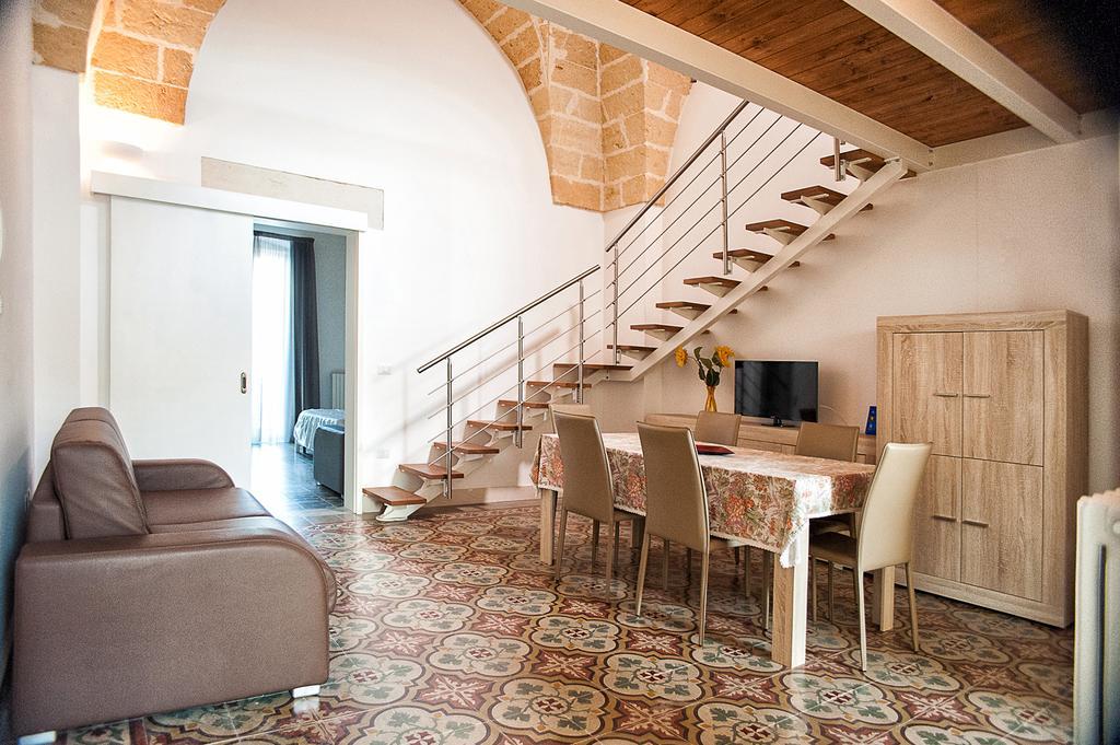 Casa Via Dante Διαμέρισμα Leverano Εξωτερικό φωτογραφία