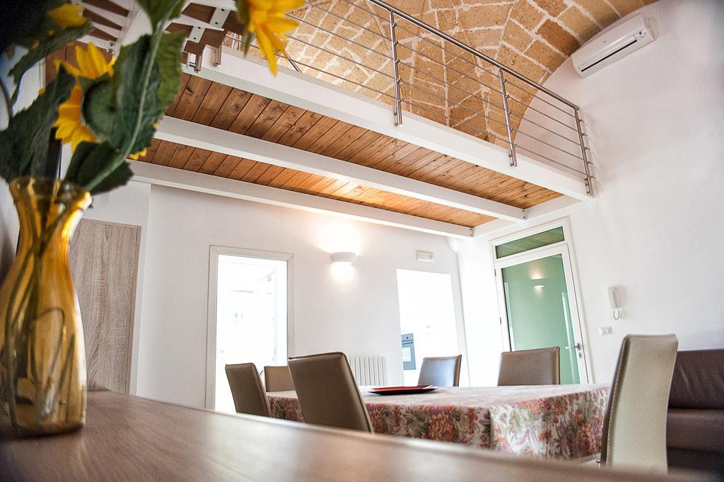 Casa Via Dante Διαμέρισμα Leverano Εξωτερικό φωτογραφία